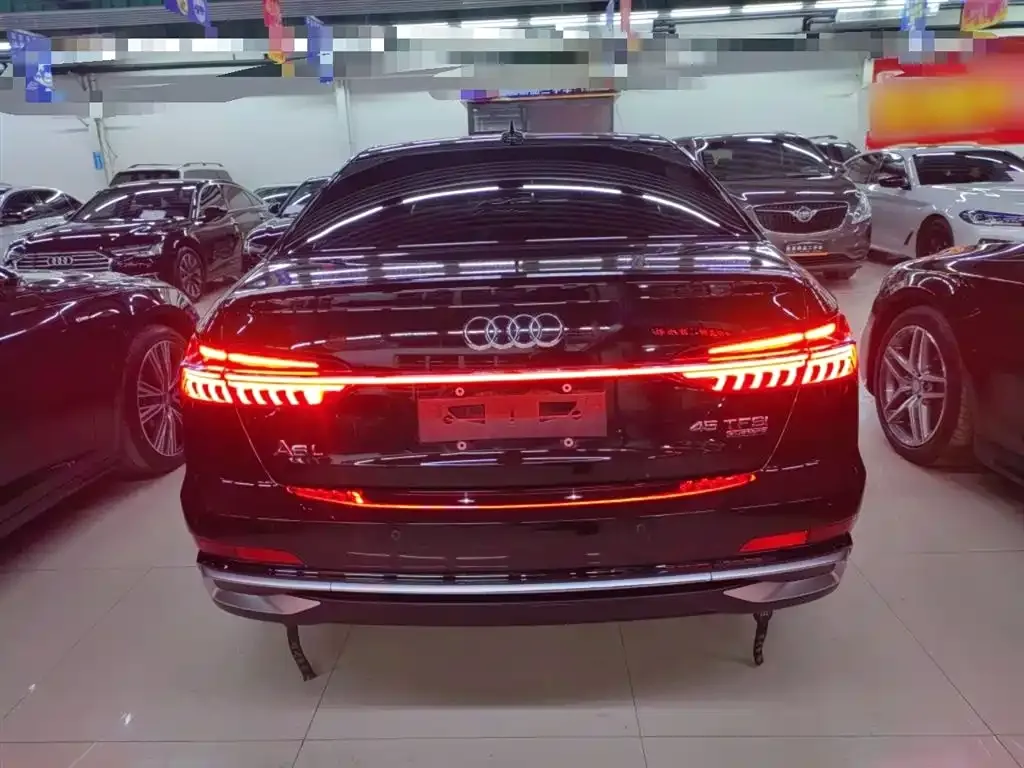 Audi A6L 2023 из CN, фото 6