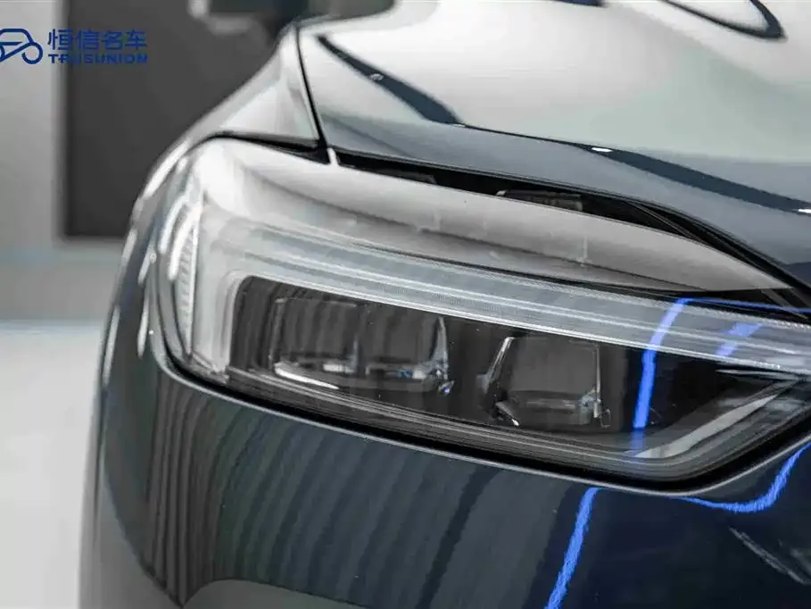 Volvo XC60 2022 из CN, фото 10