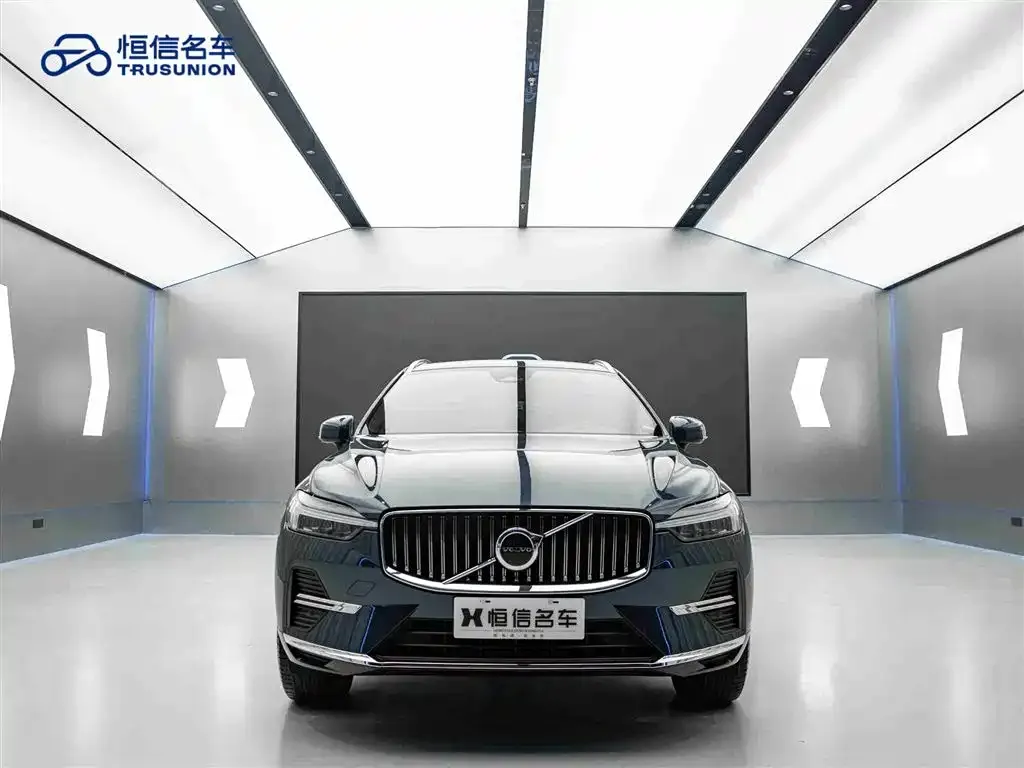 Volvo XC60 2022 из CN, фото 4
