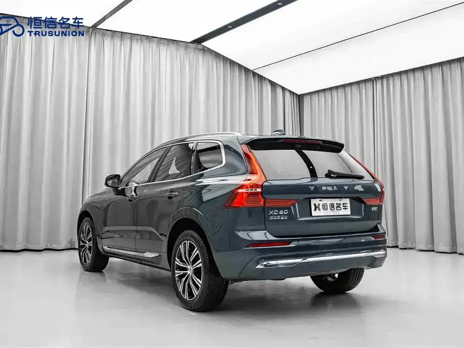 Volvo XC60 2022 из CN, фото 7