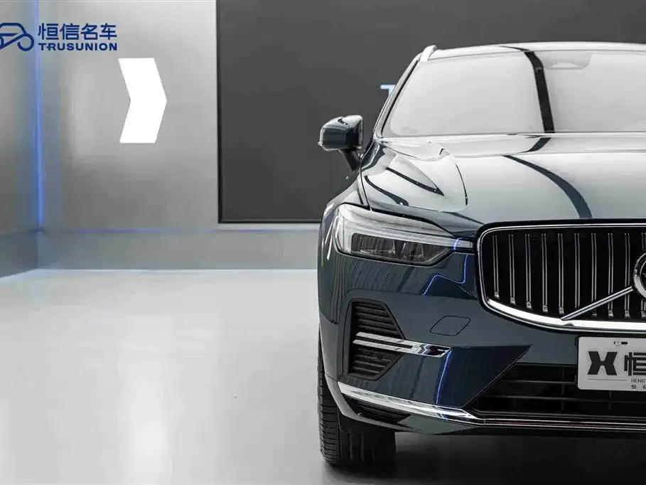 Volvo XC60 2022 из CN, фото 8