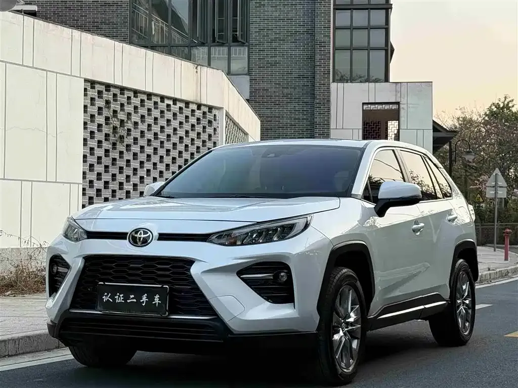 Toyota Wildlander 2023 из CN, фото 7