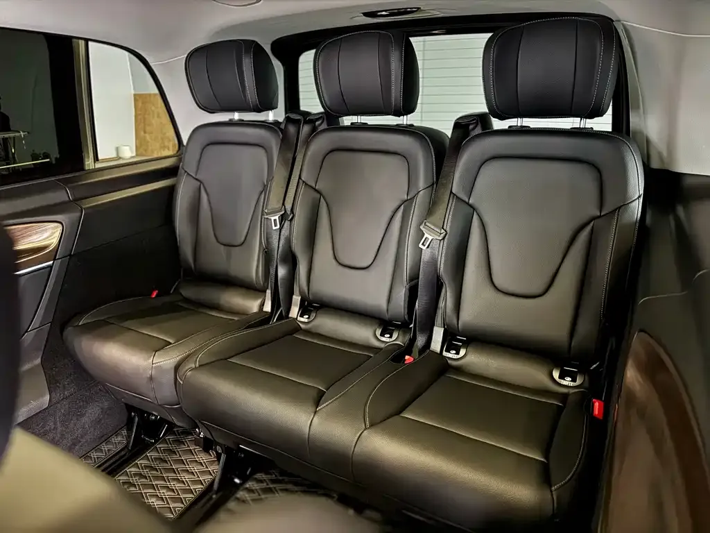 Mercedes-Benz V-Class 2021 из CN, фото 8
