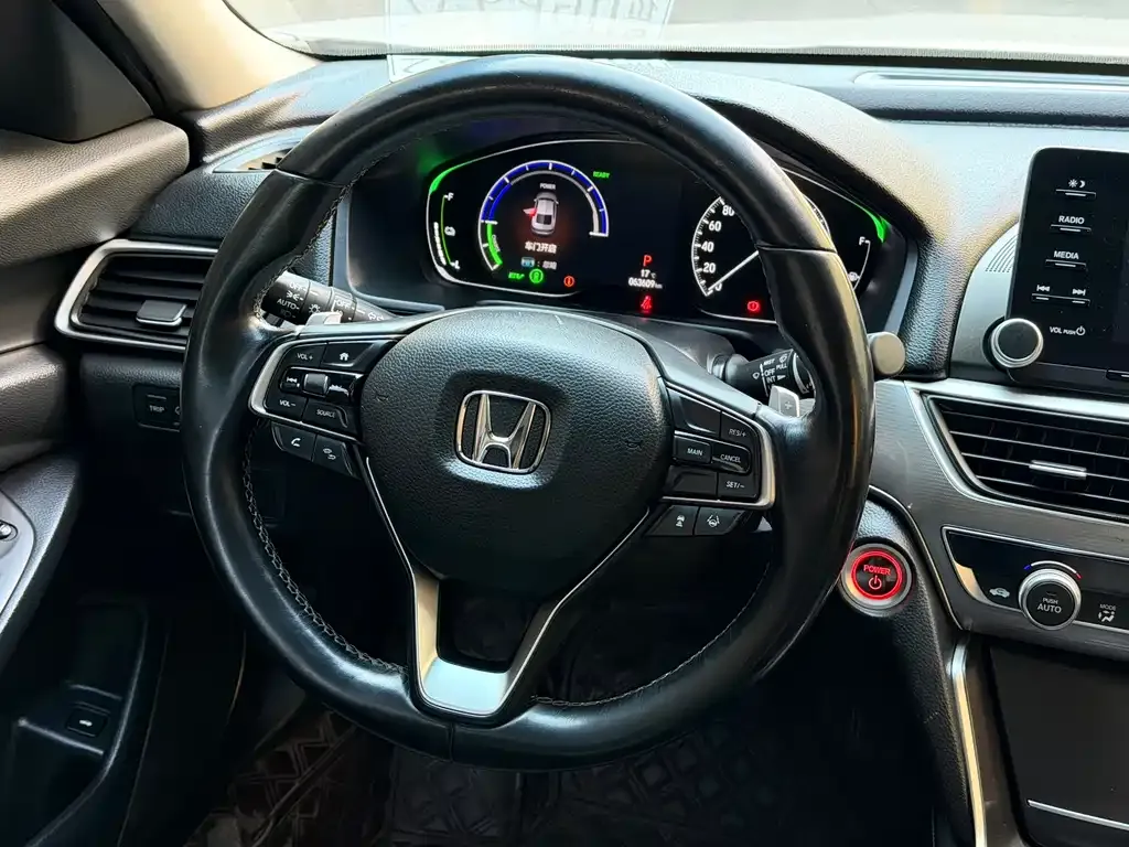 Honda Accord — фото 7