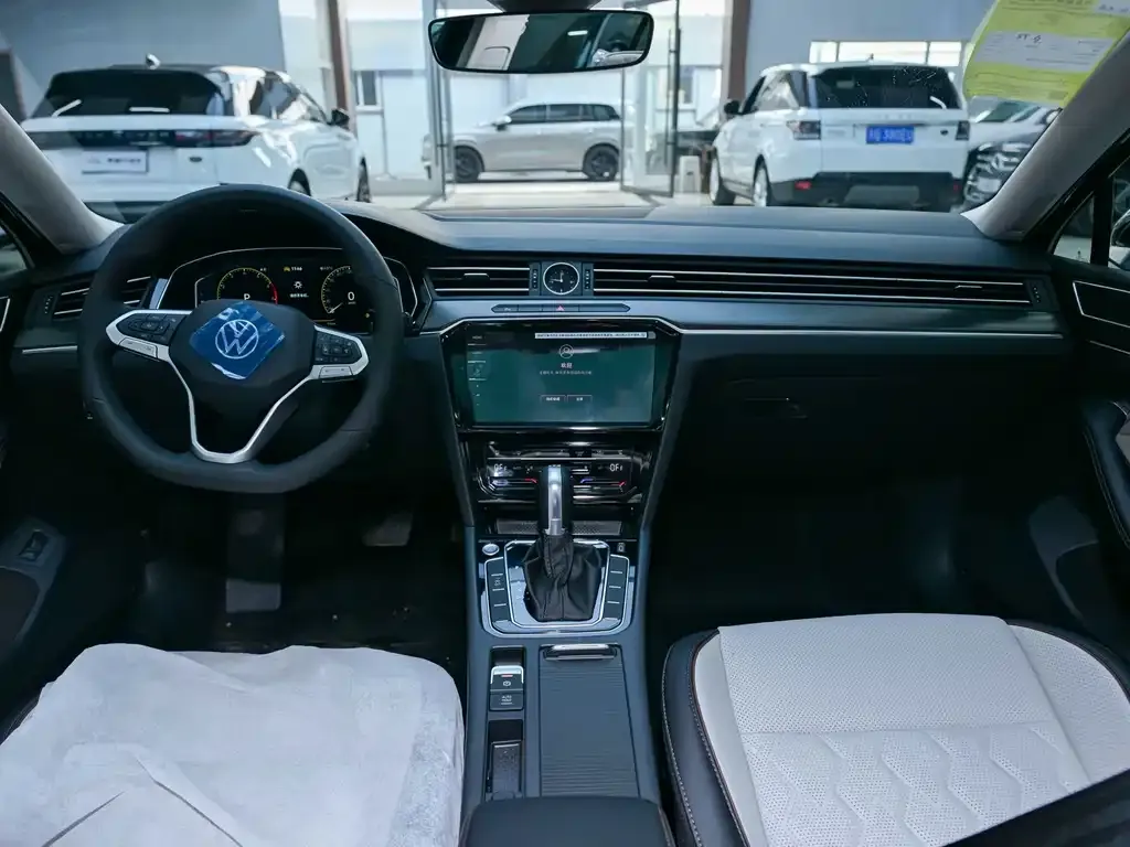 Volkswagen Magotan 2025 из CN, фото 7