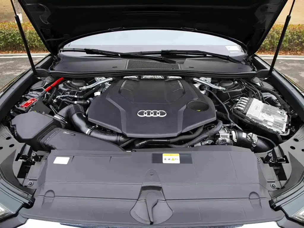 Audi A6L 2024 из CN, фото 8