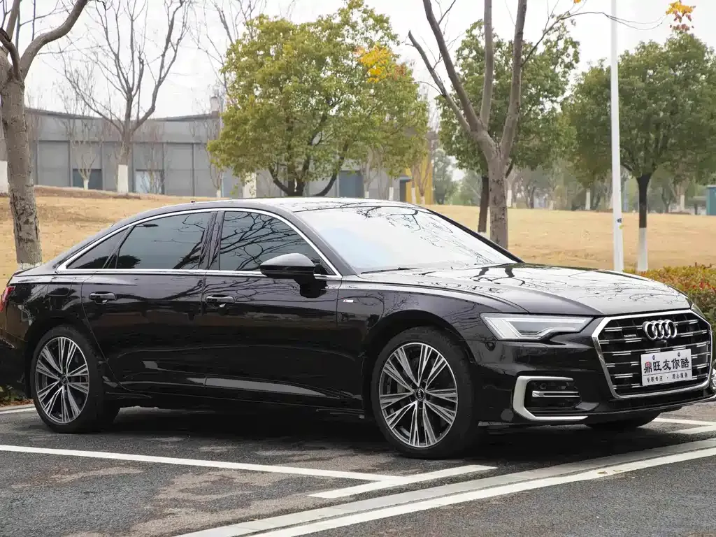 Audi A6L 2024 из CN, фото 4