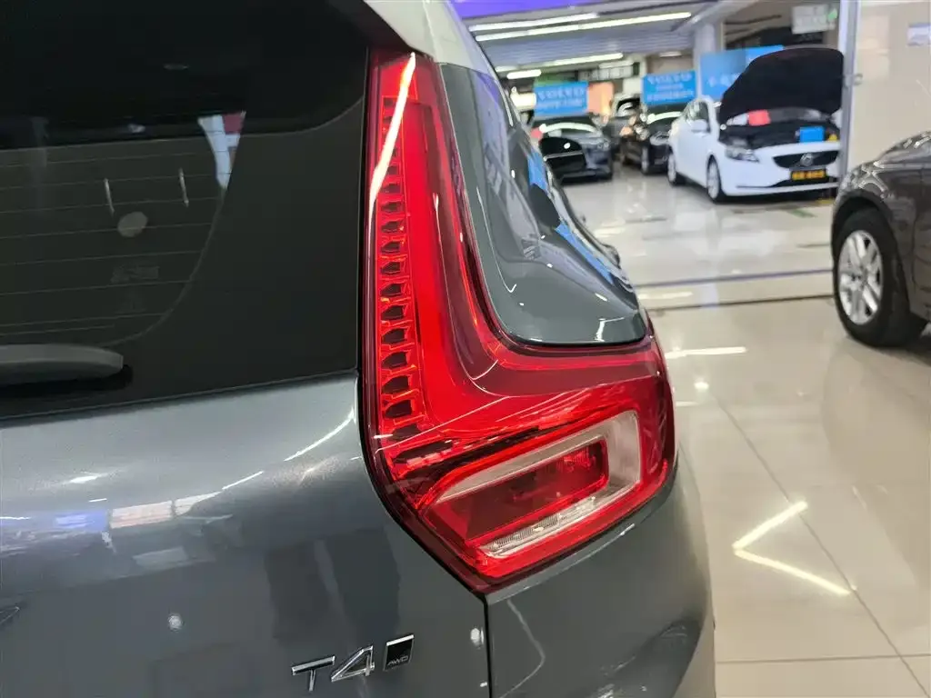 Volvo XC40 2021 из CN, фото 8