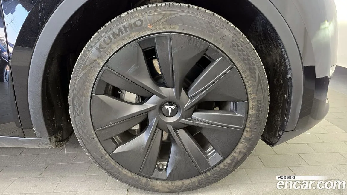 Tesla Model Y 2024 из KR, фото 8