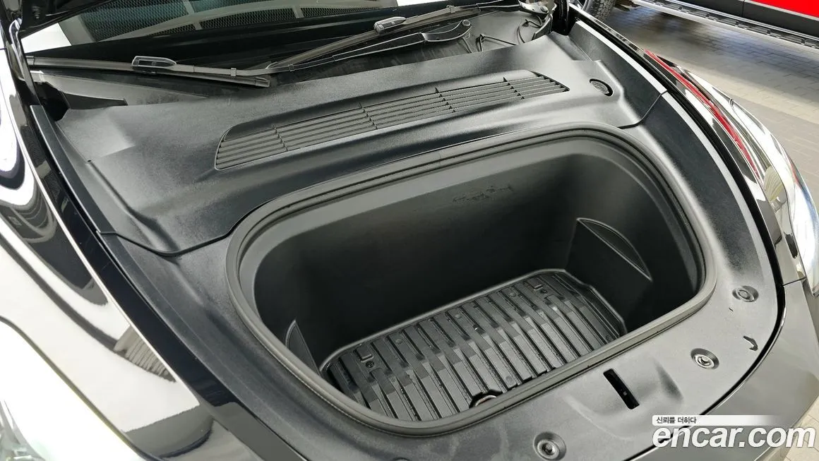 Tesla Model Y 2024 из KR, фото 7