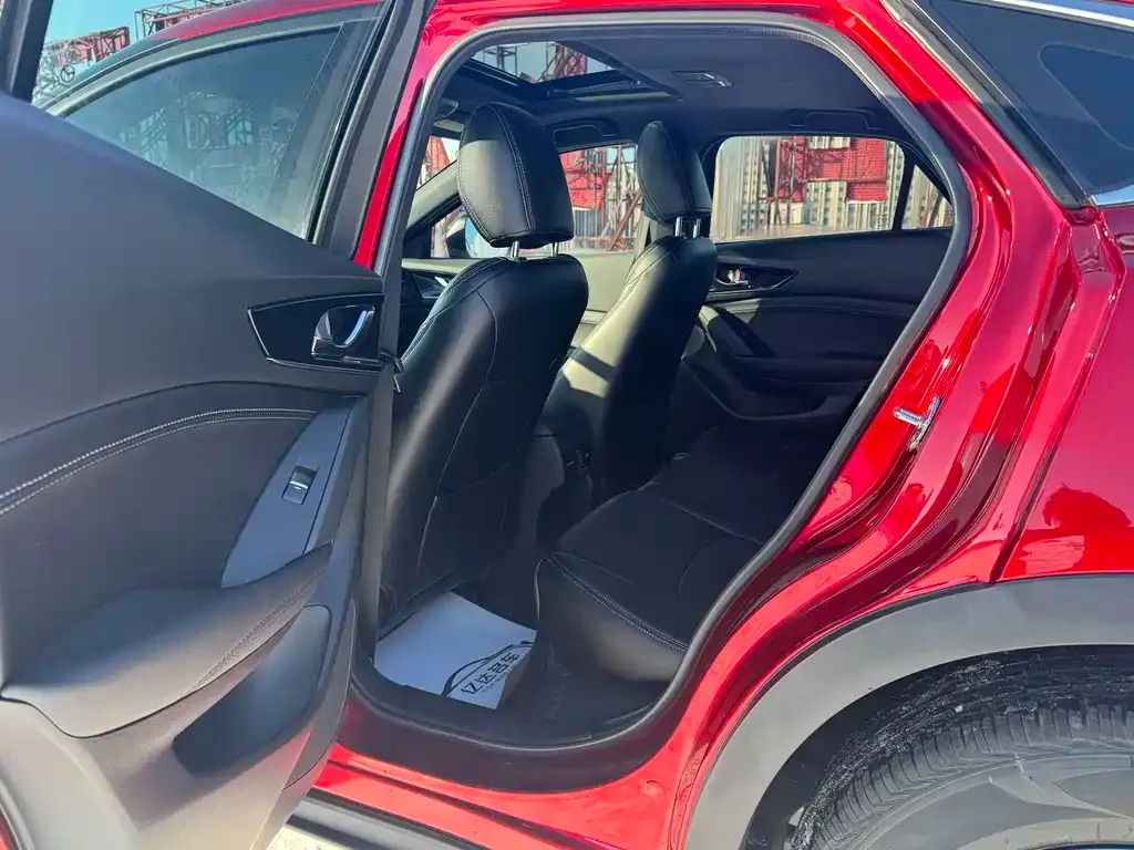 Mazda CX-4 2021 из CN, фото 3