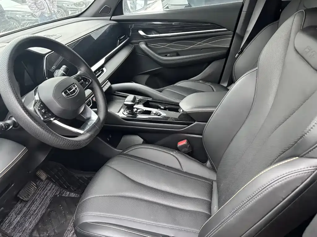 Geely Xingyue L 2024 из CN, фото 2