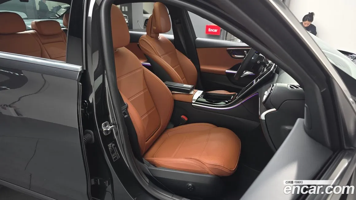 Mercedes-Benz C-Class 2025 из KR, фото 10