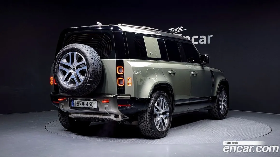Land Rover Defender 2024 из KR, фото 2