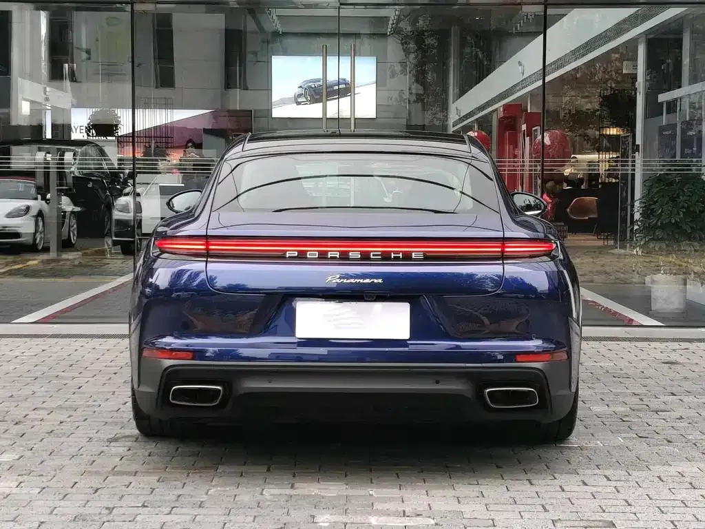 Porsche Panamera 2025 из CN, фото 9