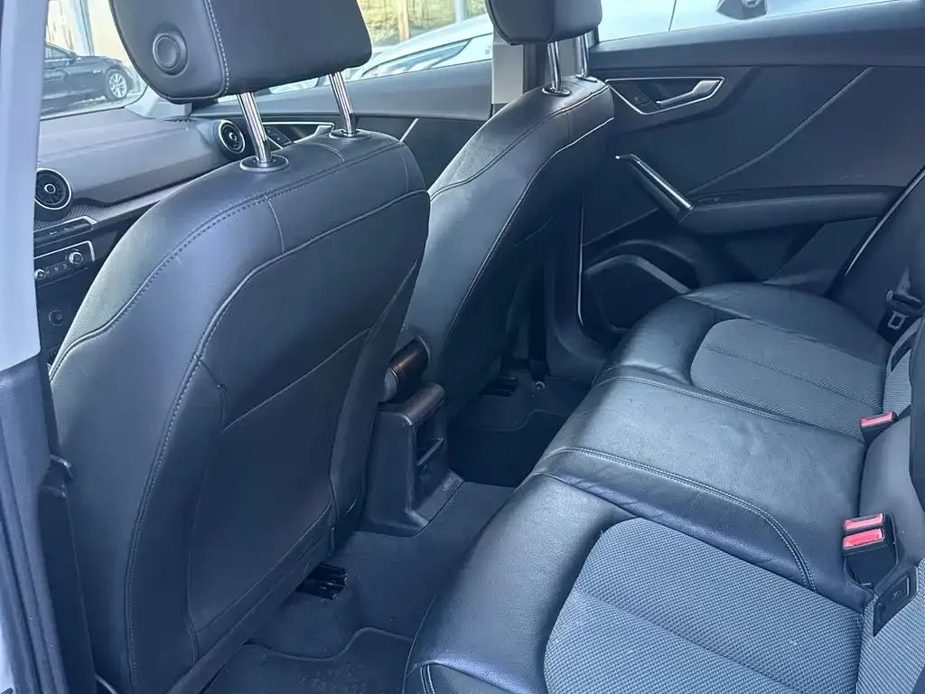 Audi Q2L 2021 из CN, фото 2