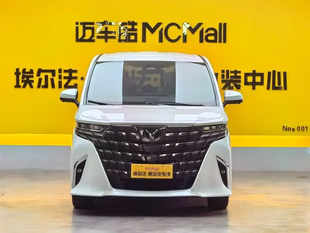 Toyota Alphard — фото 6