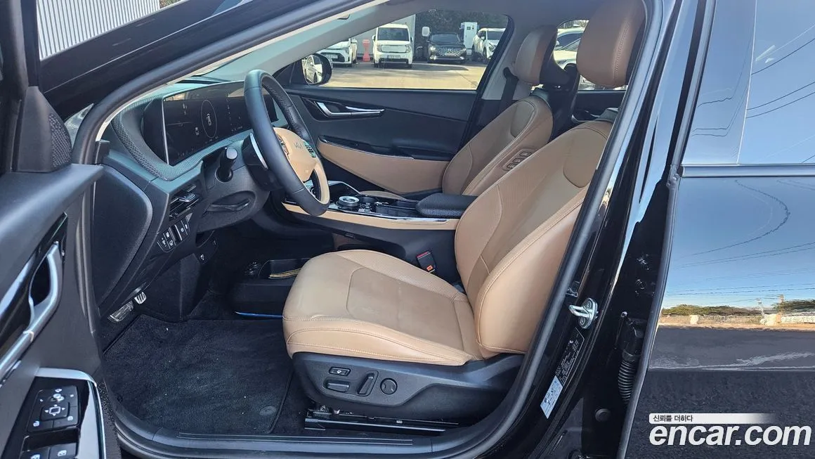 Kia EV6 2023 из KR, фото 2