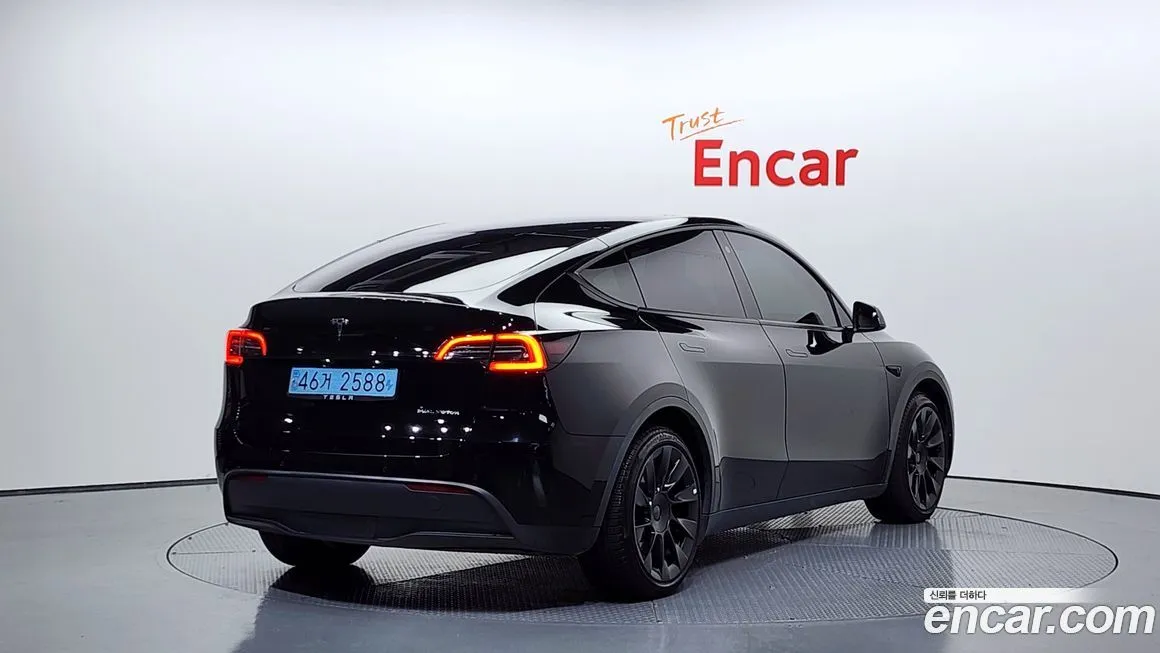 Tesla Model Y 2022 из KR, фото 8