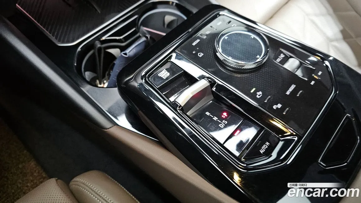 BMW 5-Series 2024 из KR, фото 9