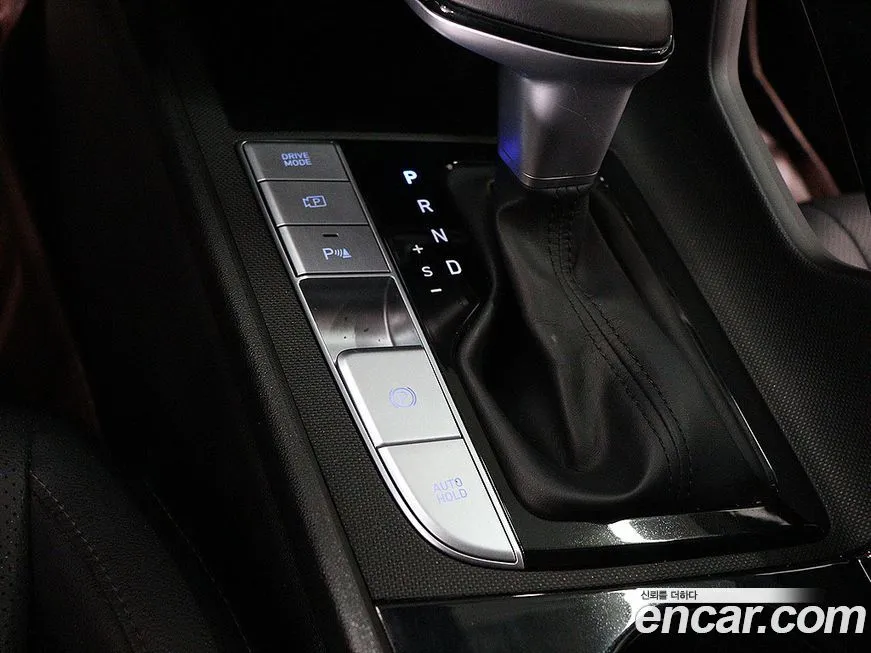 Hyundai AVANTE — фото 10