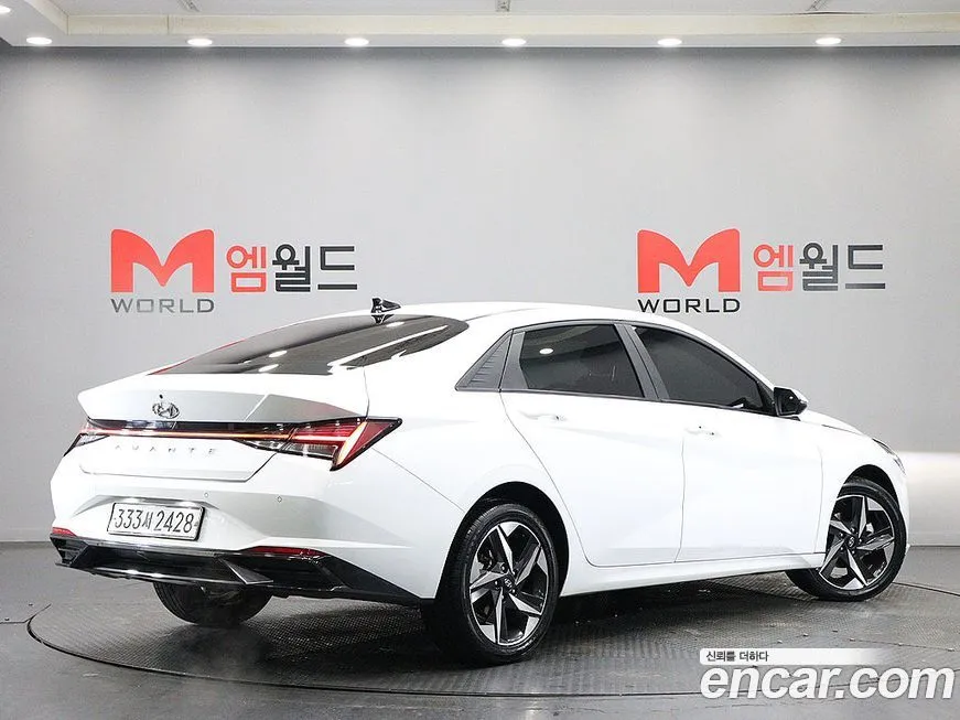 Hyundai AVANTE — фото 3
