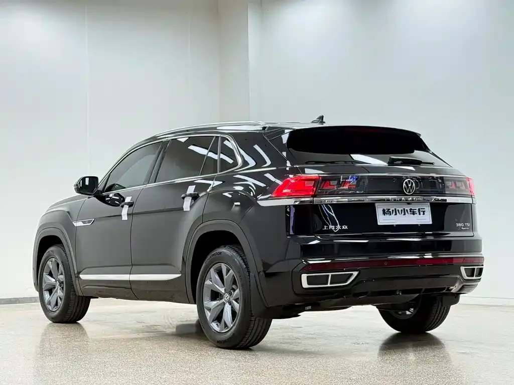 Volkswagen Teramont 2023 из CN, фото 10