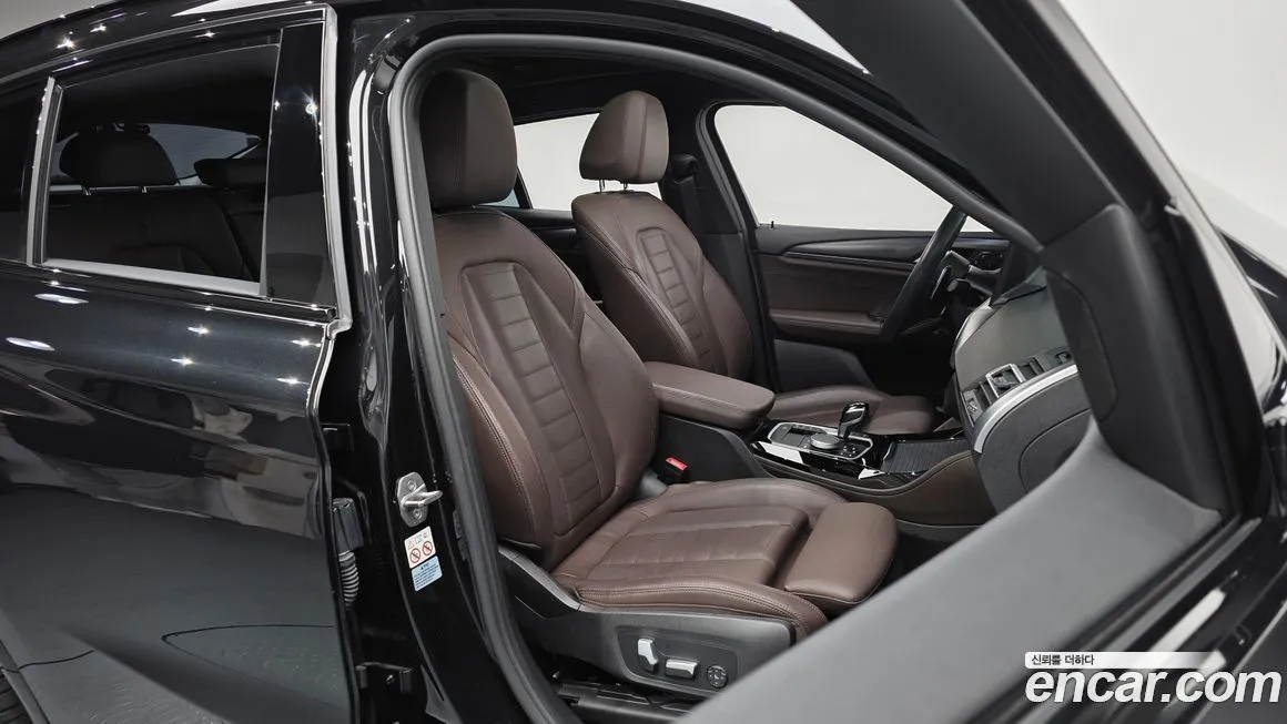 BMW X4 2022 из KR, фото 8