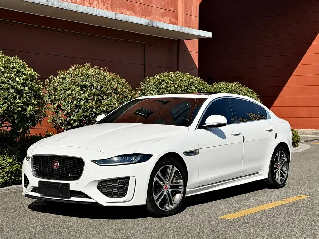 Jaguar XEL