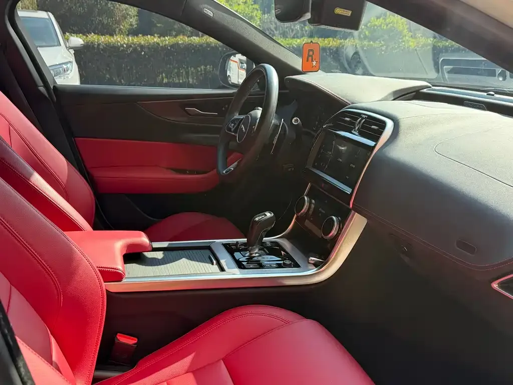 Jaguar XEL 2023 из CN, фото 5