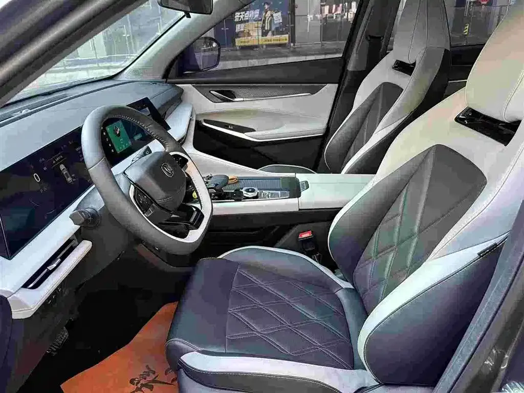 Changan CS75PLUS 2023 из CN, фото 3