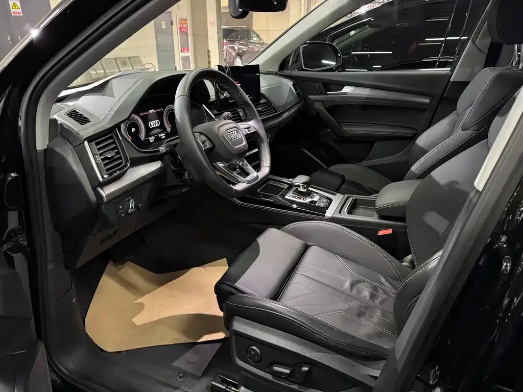 Audi Q5L 2023 из CN, фото 8