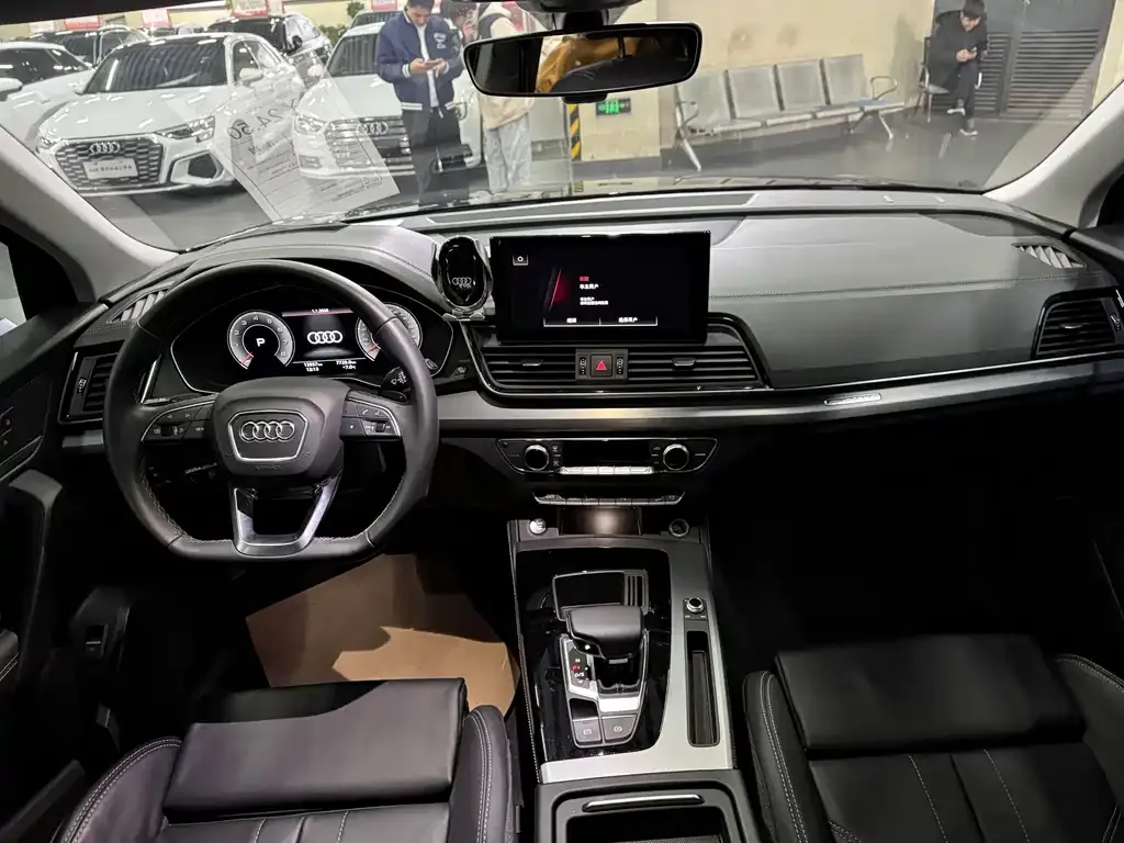 Audi Q5L 2023 из CN, фото 10