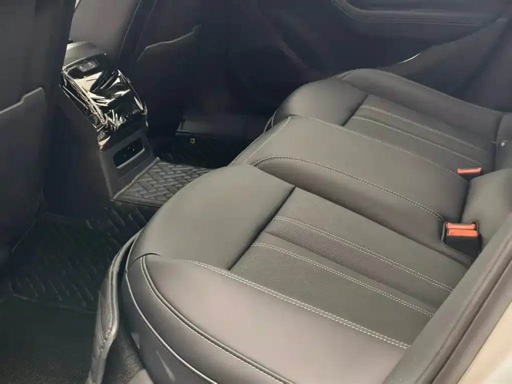 Audi A5L 2025 из CN, фото 4