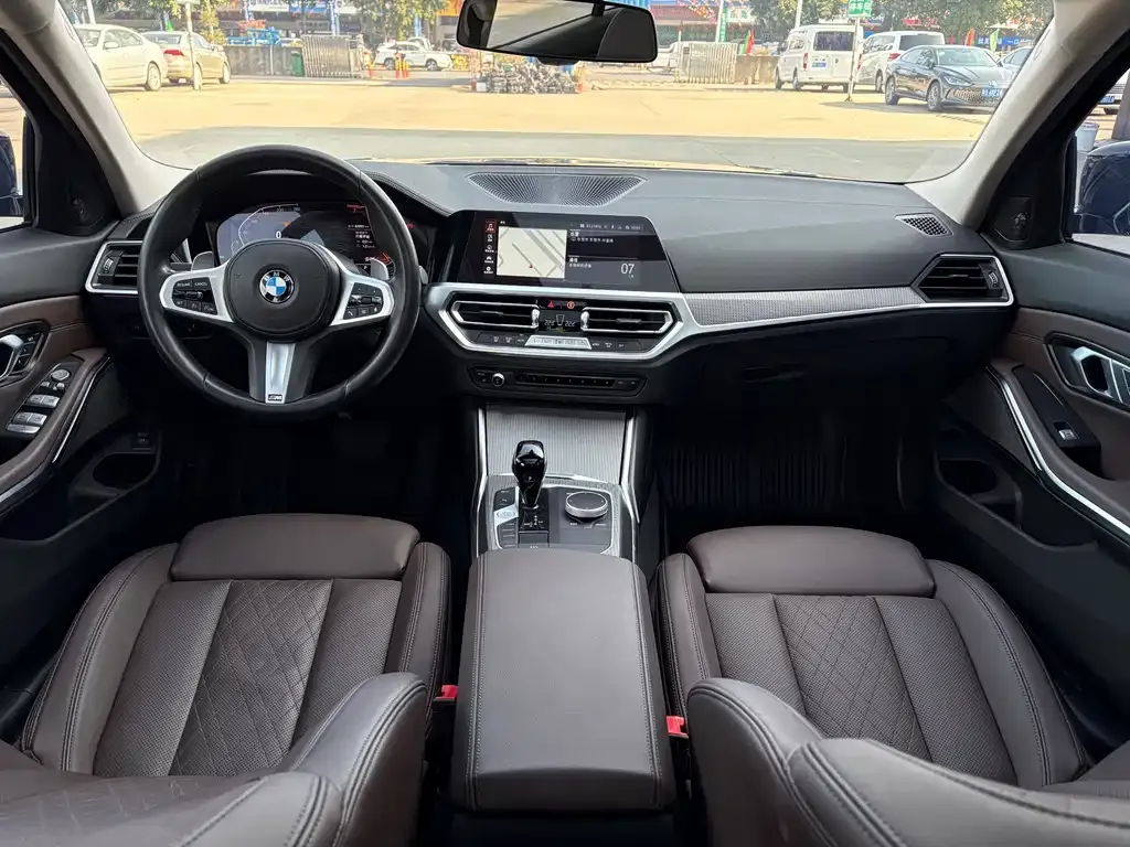 BMW 3 Series 2022 из CN, фото 10