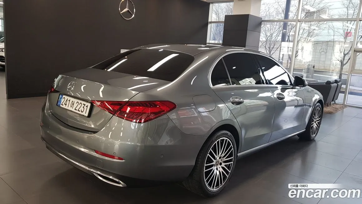 Mercedes-Benz C-Class 2023 из KR, фото 8