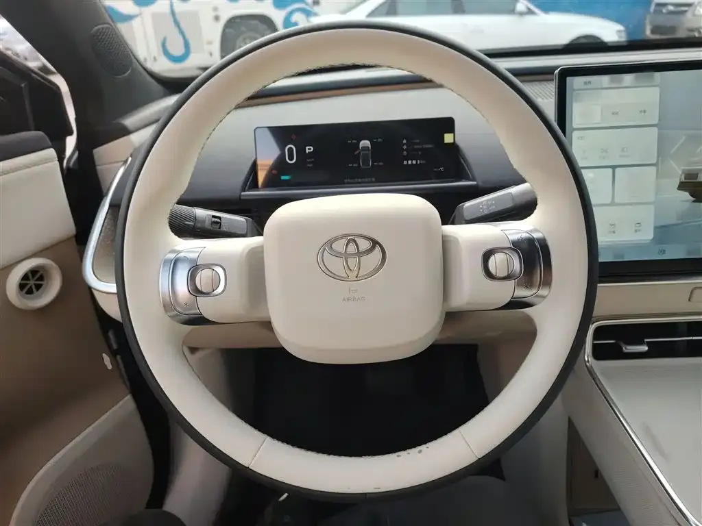 Toyota bZ3 2025 из CN, фото 4