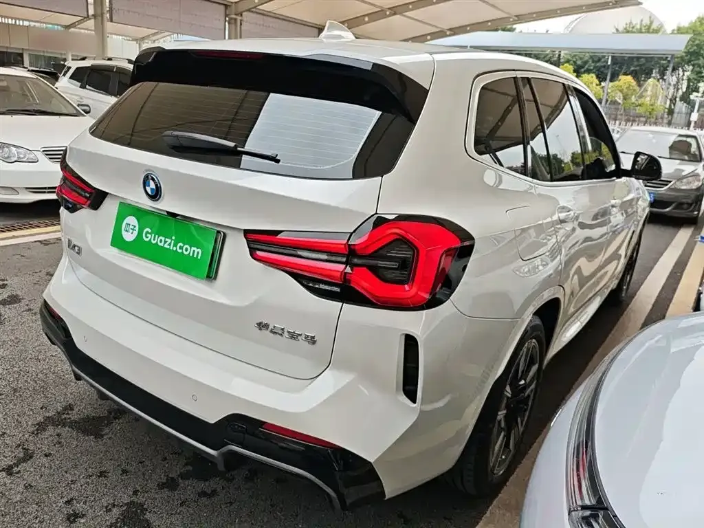 BMW iX3 2025 из CN, фото 8