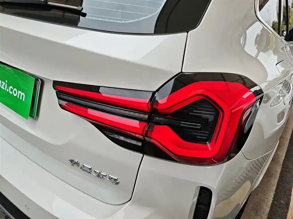 BMW iX3 2025 из CN, фото 7