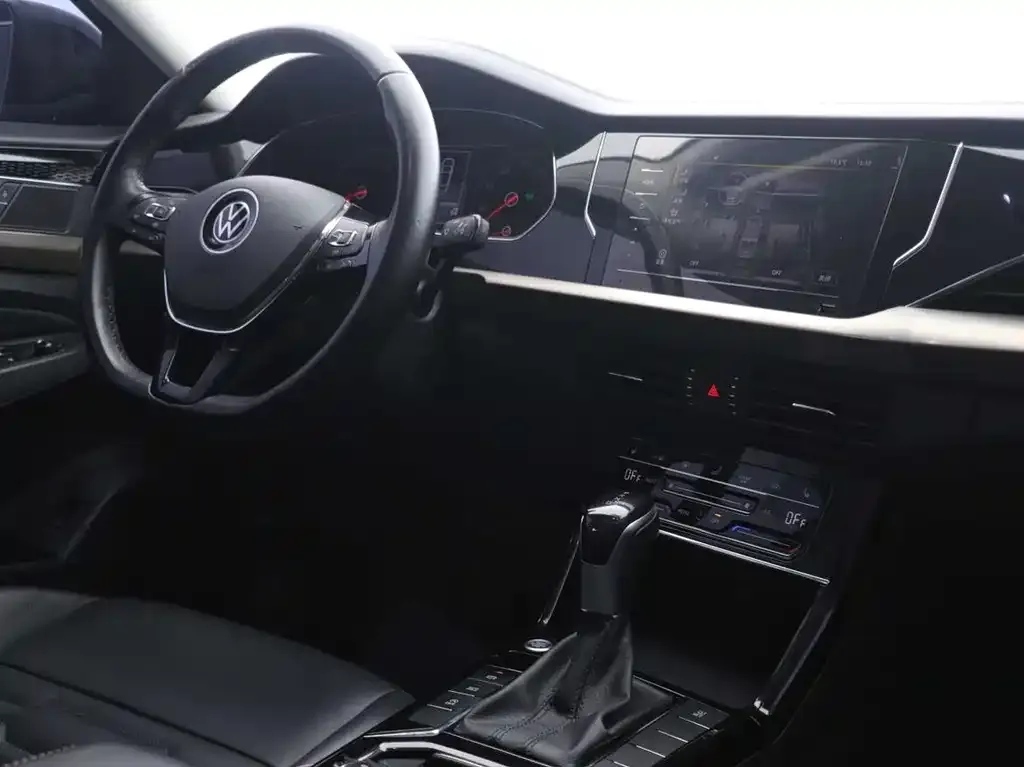 Volkswagen Passat 2021 из CN, фото 9