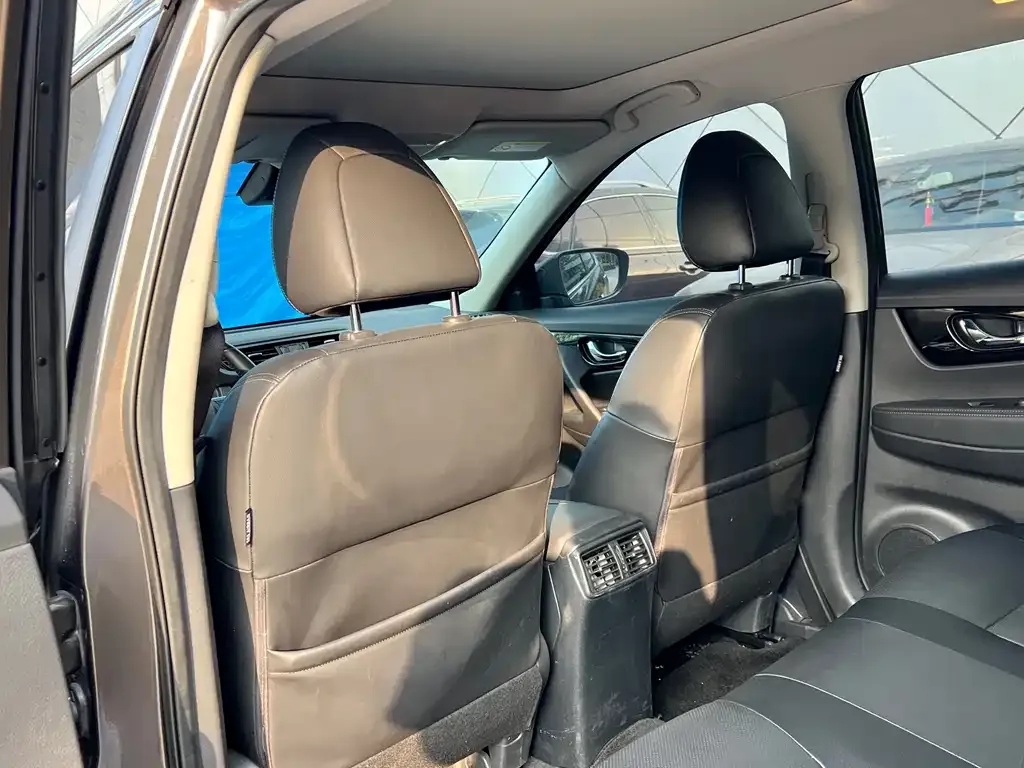 Nissan X-Trail 2023 из CN, фото 10