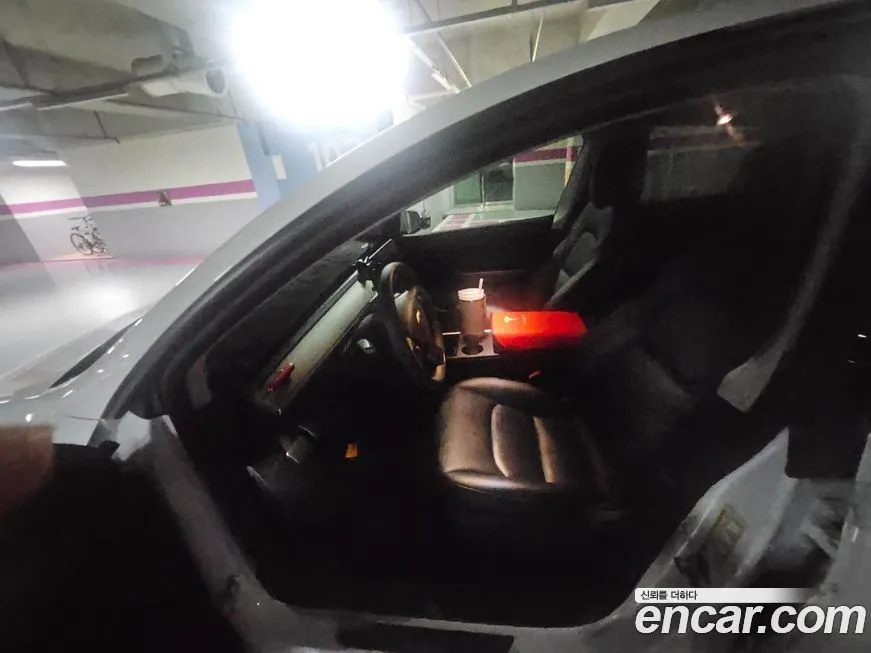 Tesla Model Y 2022 из KR, фото 2