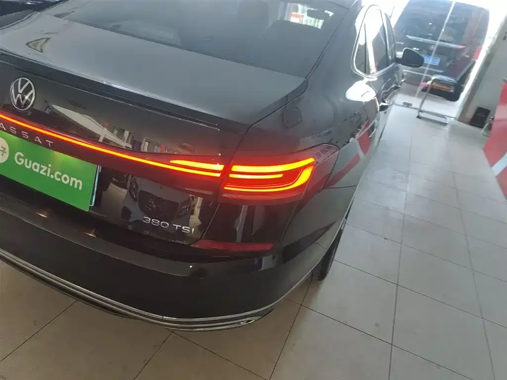 Volkswagen Passat 2024 из CN, фото 4