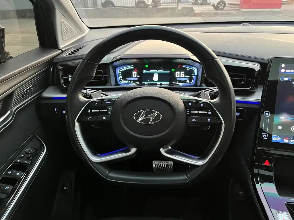 Hyundai Custo 2022 из CN, фото 8