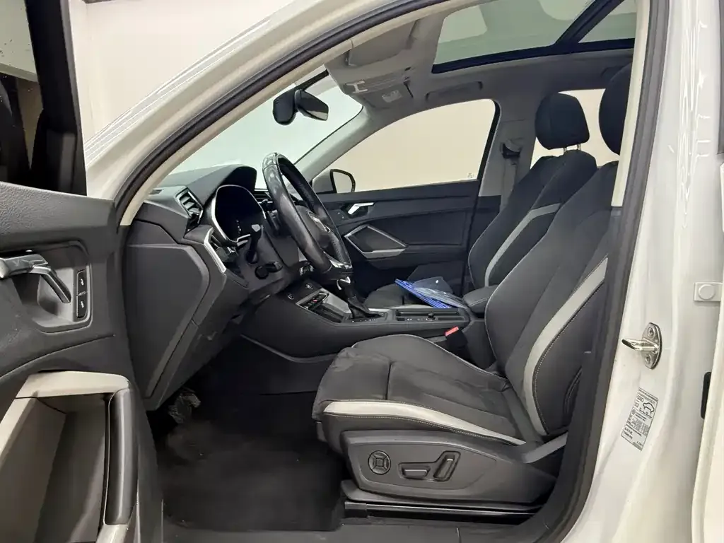 Audi Q3 2022 из CN, фото 4