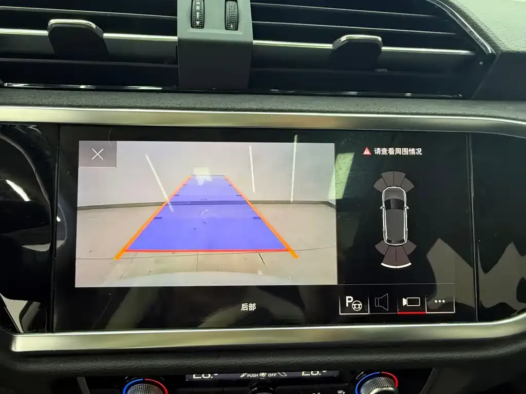 Audi Q3 2022 из CN, фото 8