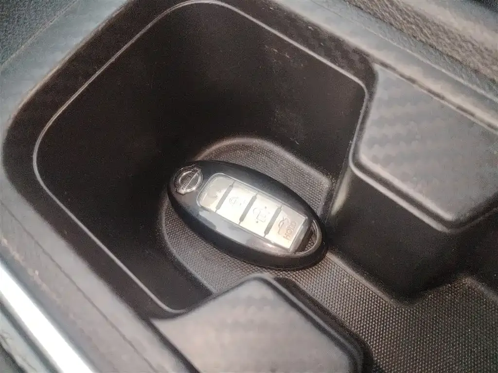 Nissan Sylphy 2023 из CN, фото 9