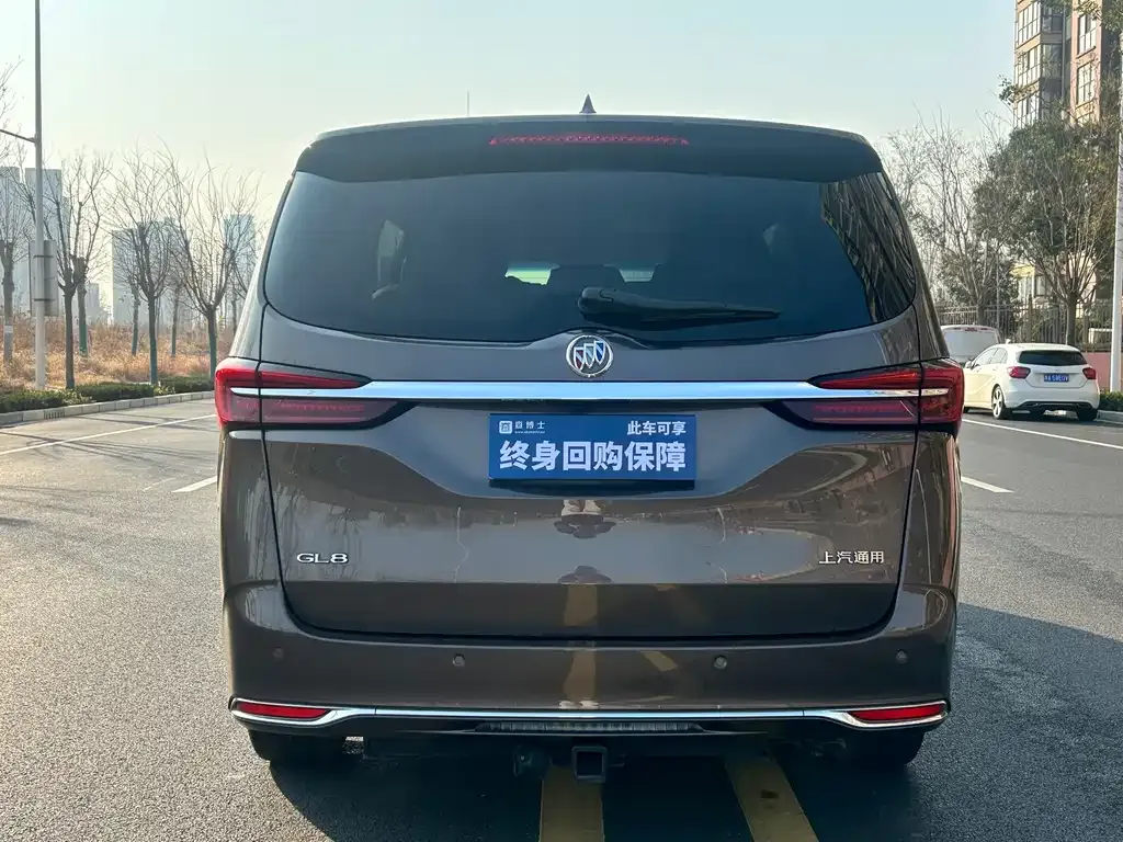 Buick GL8 2024 из CN, фото 7