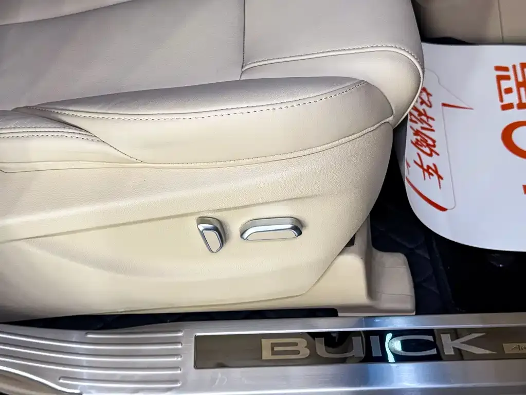 Buick GL8 2024 из CN, фото 2