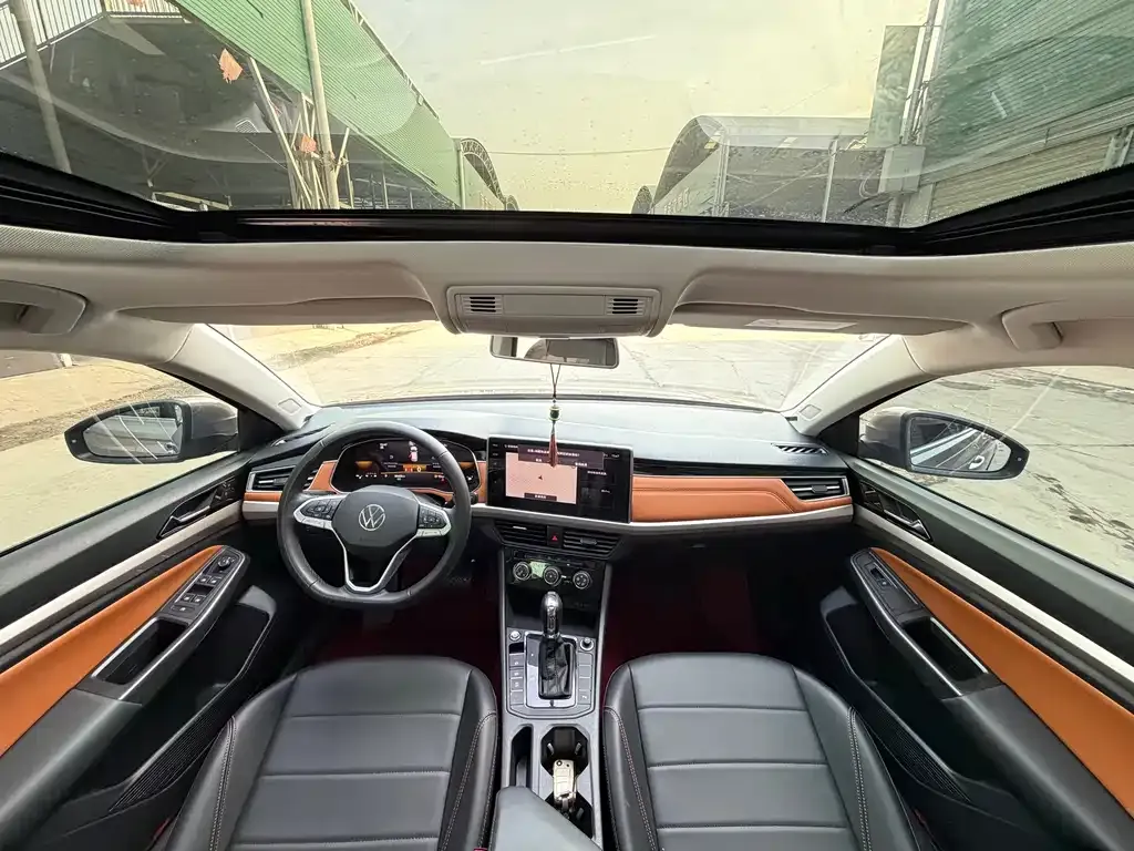 Volkswagen Bora 2023 из CN, фото 5